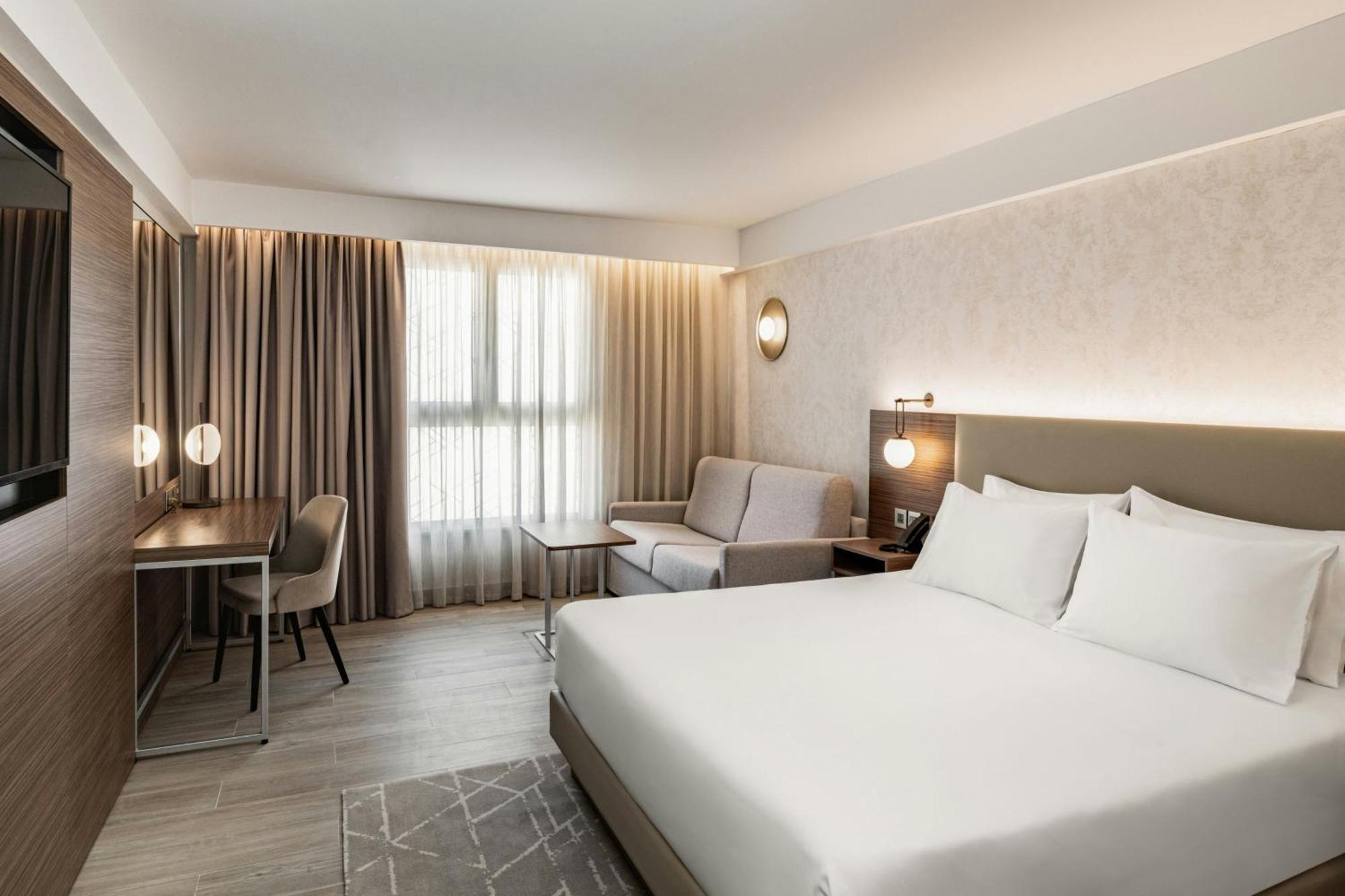 Отель Ac By Marriott St Julian's Сент Джулианс